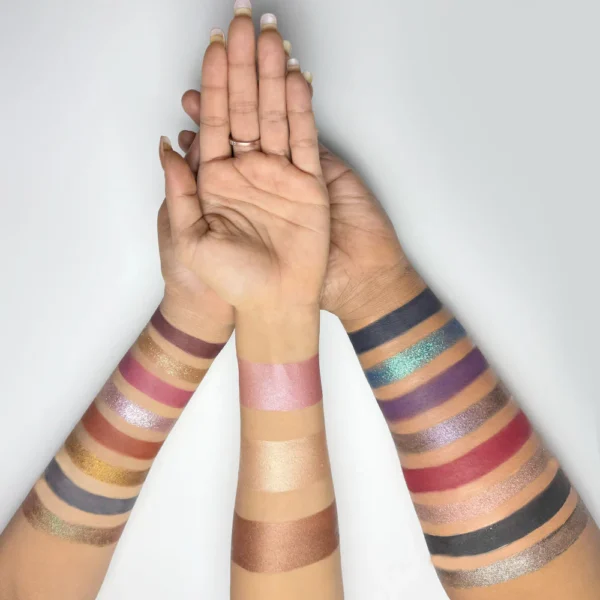 Heartbeat Eyeshadow & Highlighter Palette - Image 2