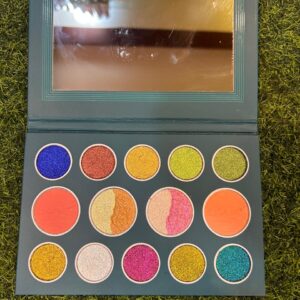 SHOPAAREL Luminous Eye Shadow Palette