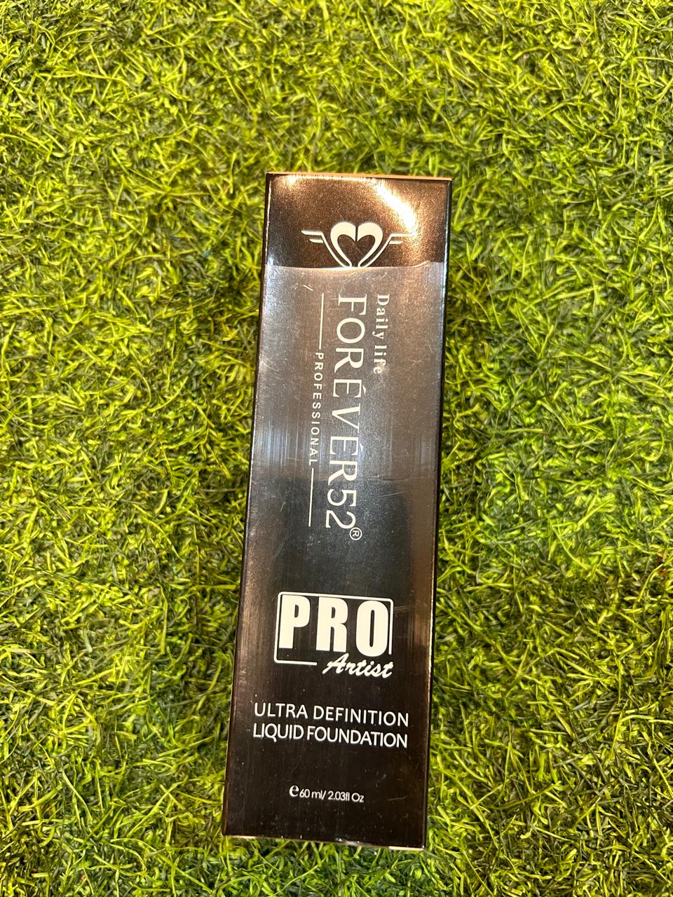 Pro Artist Ultra Definition Liquid Foundation - Image 14