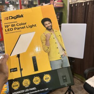 Digitek new 19 inch LED Panel with stand