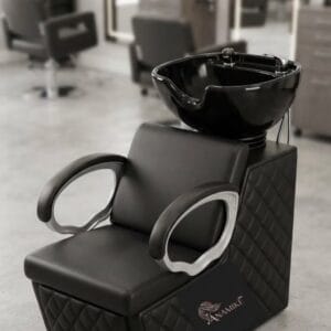 Shampoo station chair